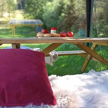 펜션 Folwark Noclegowy W Nowej Morawie - Tomaszowka Na Wys 600 M