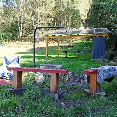 Folwark Noclegowy W Nowej Morawie - Tomaszowka Na Wys 600 M *