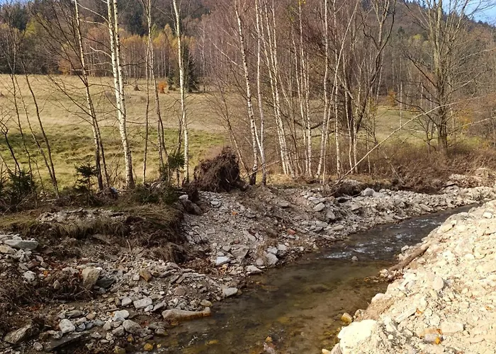 Folwark Noclegowy W Nowej Morawie - Tomaszowka Na Wys 600 M